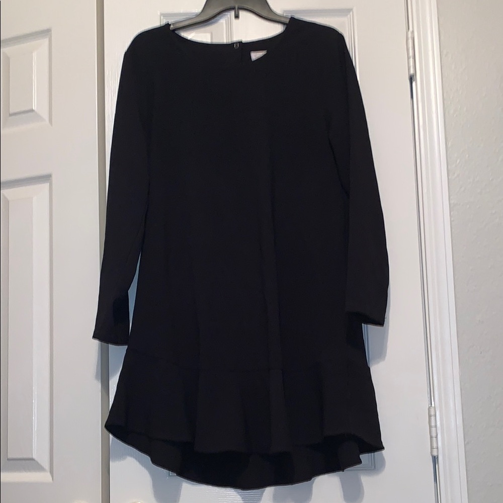 Classic LBD dress with ruffle bottom